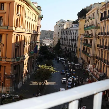 Suitenapolisantalucia 4* Neapol