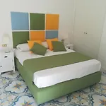 Suitenapolisantalucia B&B