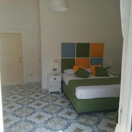 Bed & Breakfast Suitenapolisantalucia Napoli